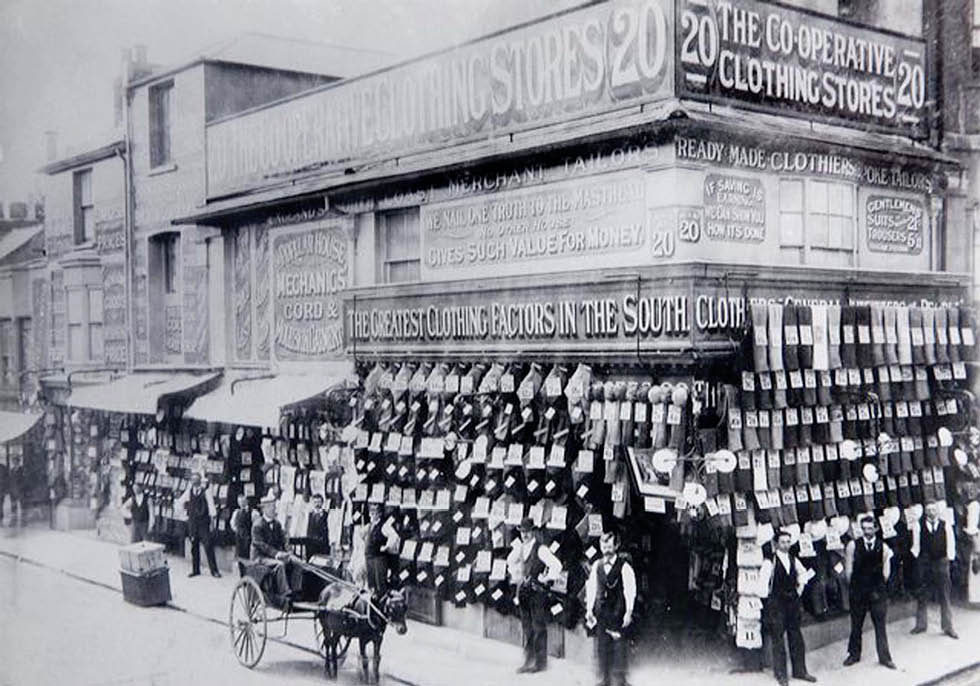 The Co-op Clothing Store at the corner of Sydney Street & Trafalgar Street, c. 1900. Image courtesy of The Regency Society. For further details about this photograph, see: http://www.regencysociety-jamesgray.com